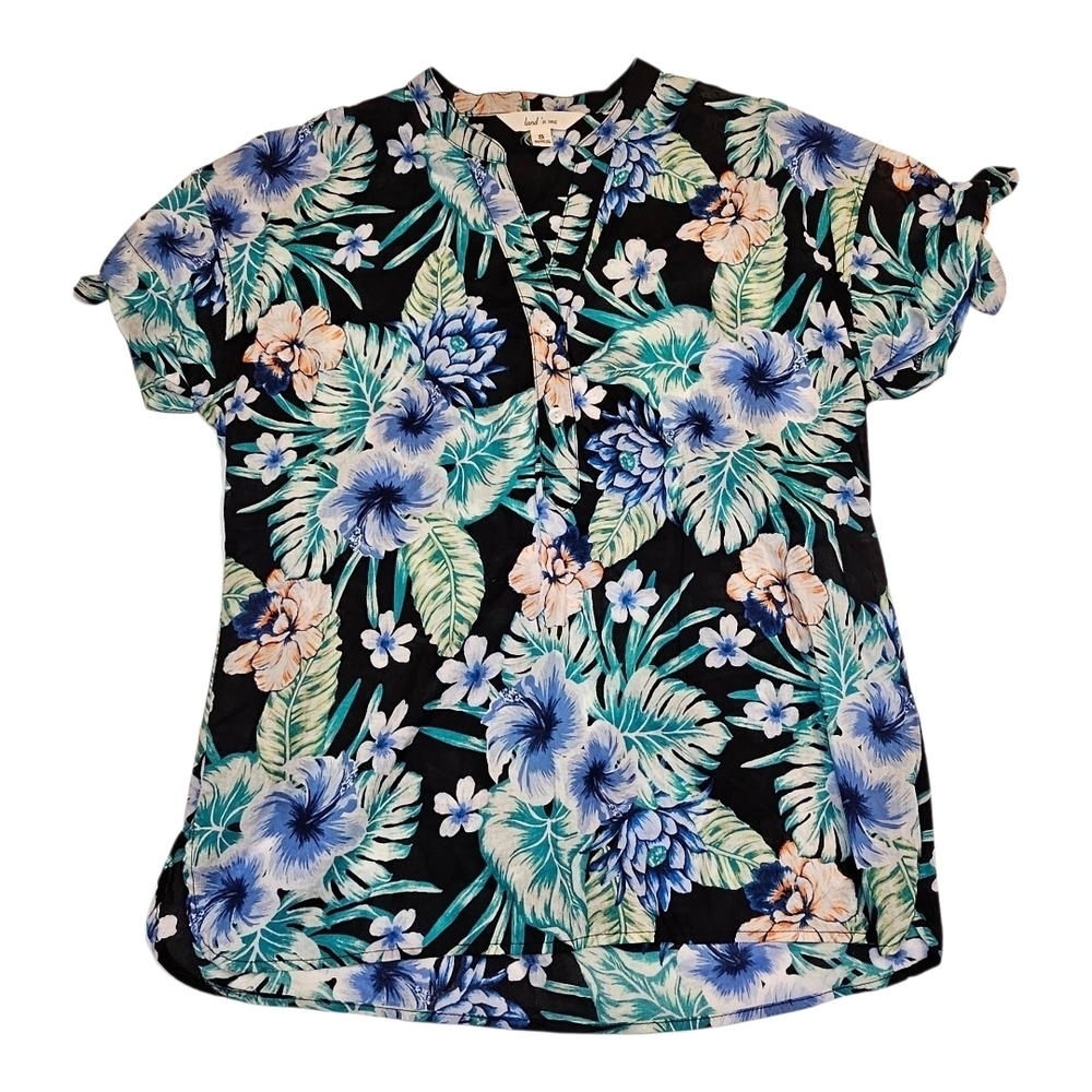 Land‎ N Sea Tropical V Neck Button Top Small
